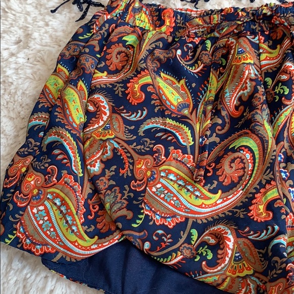 Cute Two-piece paisley Short Set - Picture 2 of 4